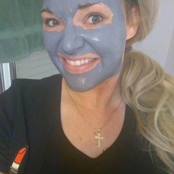 Meet your Posher, Michelle - Picture 10 of 13